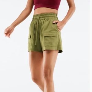 Fabletics Green Camden Cargo Short Size XL
